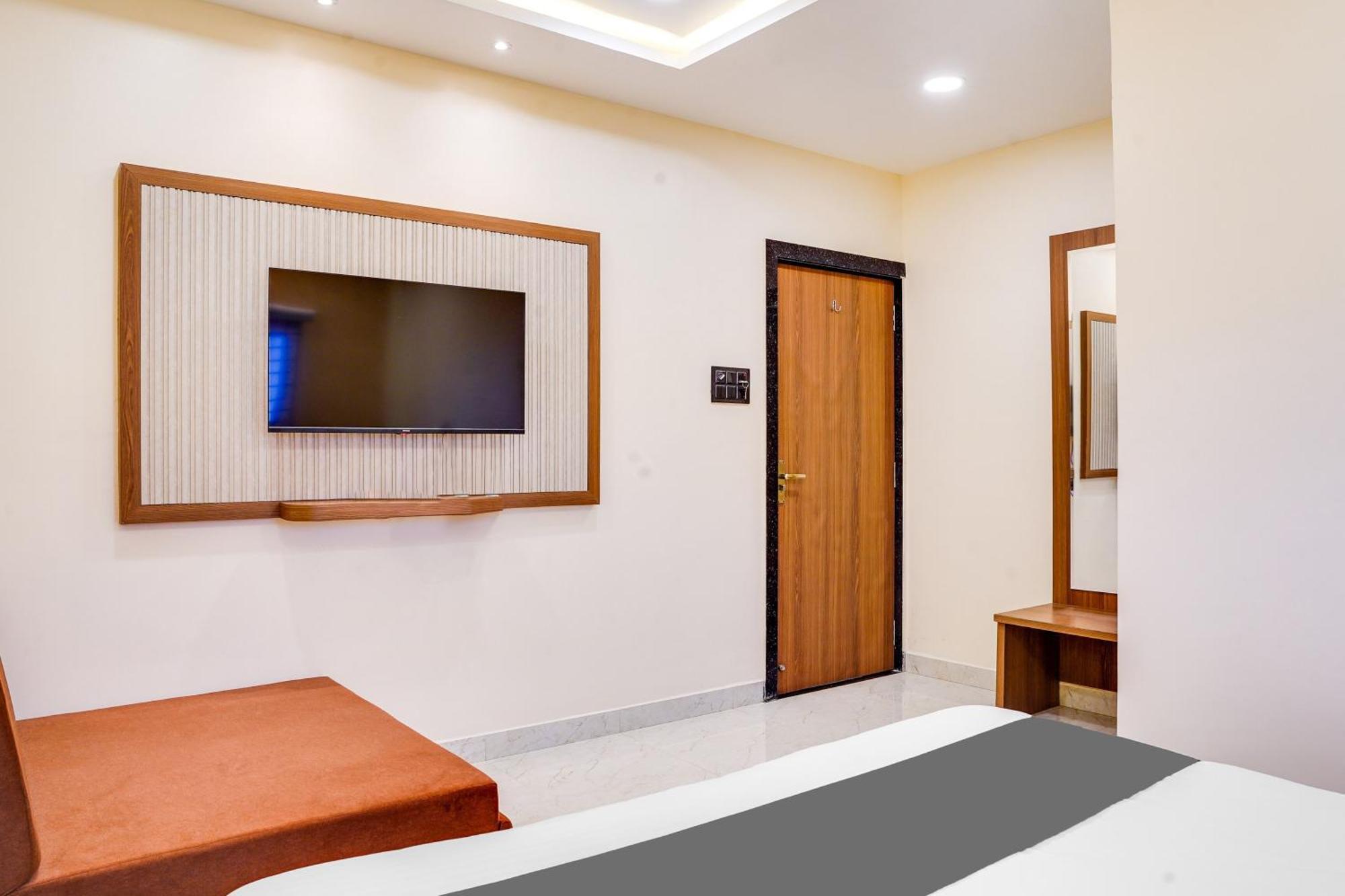 Hotel O Anjaney Palace Bhopal Buitenkant foto